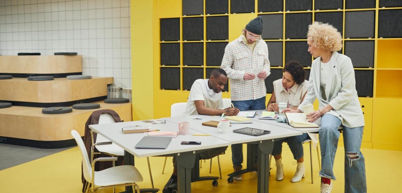 How to Craft a Winning Social Media Strategy from Scratch